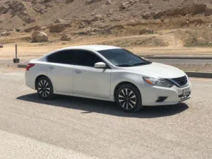 للبيع نيسان ألتيما SV موديل 2017 Nissan Altima SV 2017 for Sale