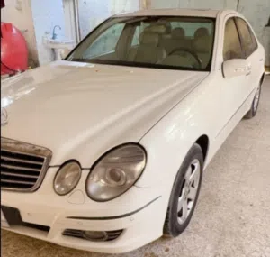 ميرسيدس بنز E320  W211