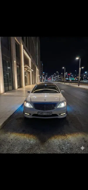 مرسيدس C350e 2011 لون ابيض البيع مع الرقم