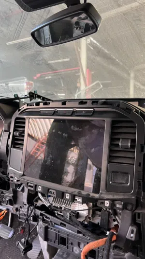فورد F150-2023 شاشه الكبيره FORD F150 SPRE PARTS