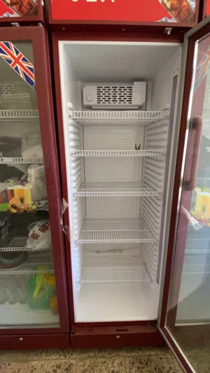 ثلاجة يونيفا