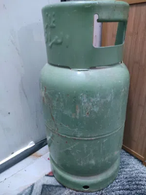 قنينه غاز للبيع جديده فارغه اقره الوصف