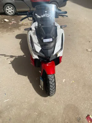 للبيع سكوتر ADV موديل 2024 * كسر زيرو،
