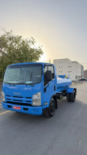 للبيع تنكر ايسوزو 3.5طن