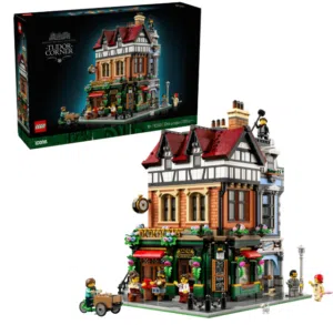 Tudor Corner - Assembled, used Lego sets for Sale