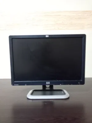 19.5" HP monitors for sale in Tripoli