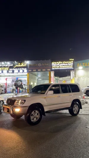 Used Toyota Land Cruiser in Abu Dhabi