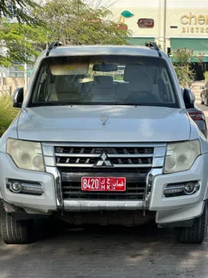 مستبيشي باجيرو للبيع