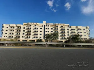 استوديو جديد أول ساكن  من المالك مباشرة  واسع  مبنى هادئ  مسبحان  صالتان رياضيتان  27,500 درهم