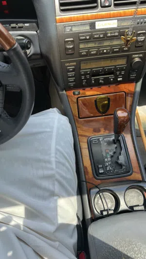 Used Lexus LS in Muscat