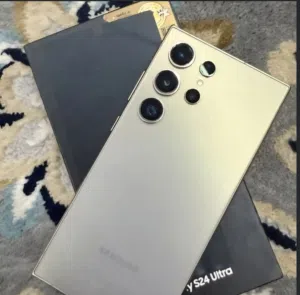 مطلوب مطلوب S24 Ultra بسعر مناسب