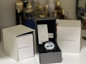 ساعة Emporio Armani جديدة للبيع