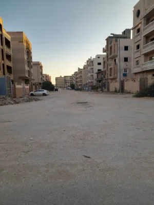 شقة للبيع فى التوسعات الشمالية دور تانى