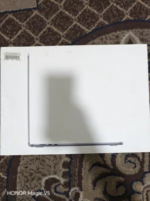 ابل ماك بوك اير شاشه 15 انش M3 MACBOOK AIR 15 INCH.