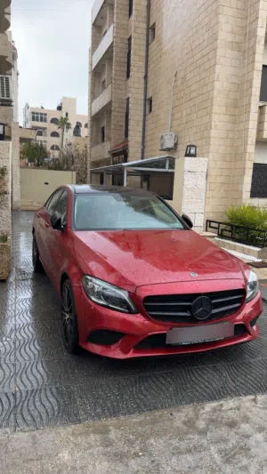 مرسيدس c200 2019 للبيع لون خمري مميز