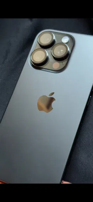 Battery 90 Iphone 16 pro 128