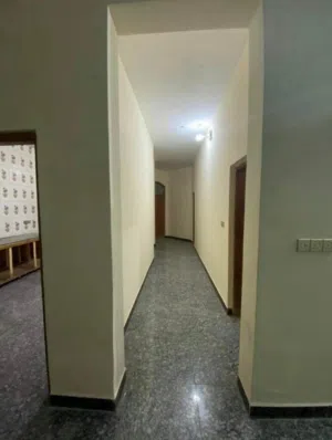 للايجار شقه ارضيه في الجنينه