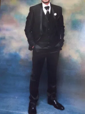 بدلة توكسيدو