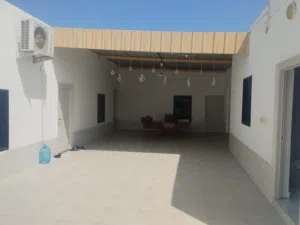 منزل للبيع غير مسلح موقع ممتاز