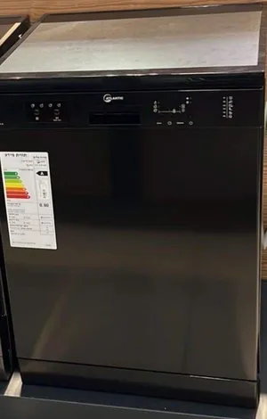 Other . 6 Place Settings . Used0