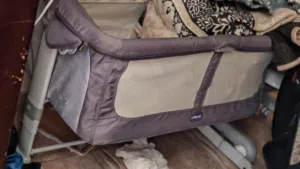 baby hanging bed