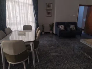ميز طعام حديد للبيع