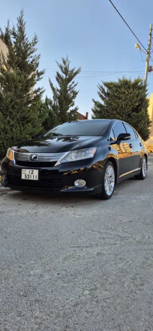 لكزس hs250s  موديل 2010