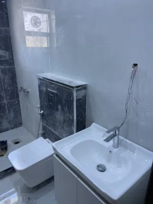 170 m2 3 Bedrooms Apartments for Sale in Irbid Al Rahebat Al Wardiah