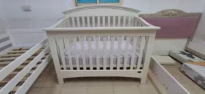 سرير اطفال للبيع