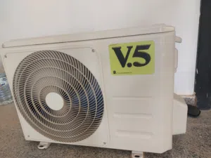 مكيف 12 V5 عدد 3 حالة ممتازة استعمال اقل من 3 شهور شبه جديد