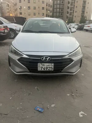 هيونداى إلنترا 2019 بحالة ممتازة