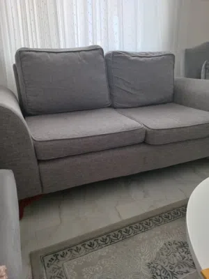 كنب مقعدين واسع