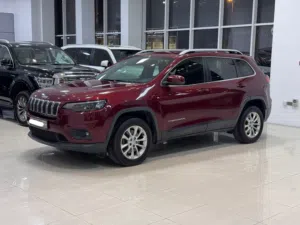 Jeep Cherokee Lngitude 2019 (Maroon)