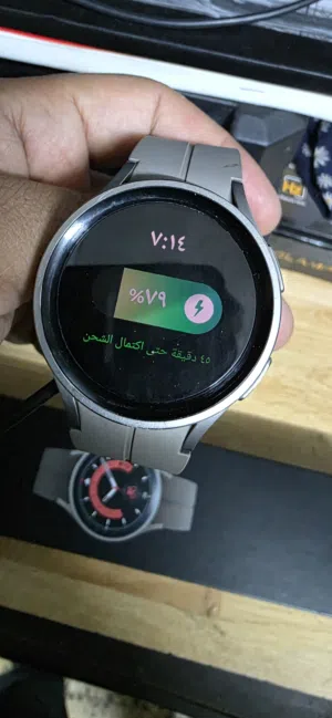 للبيع Samsung Galaxy Watch5 Pro تيتانيوم الأصلي،بحالة ممتازة جداً واستعمال نظيف. الساعة سامسونج 5برو