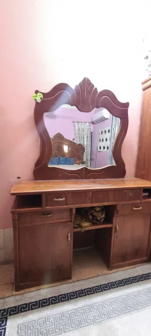 ميزز مرئاة