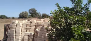 مواد بناء بلك و بومشي سكة و ياحور و اعتاب بيبان و نوافذ