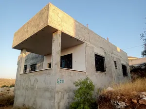 ‏٣ غرف نوم ‏.‏ حمّامين ‏.‏ 165 م٢‏2