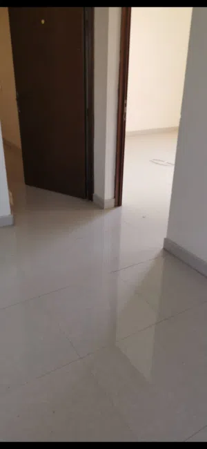 شقة للايجار حال عوائل تواصل على هذا رقم