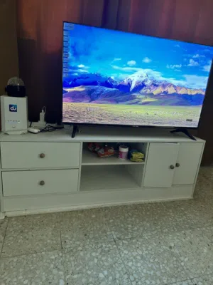 طاوله حامله للتليفزيون