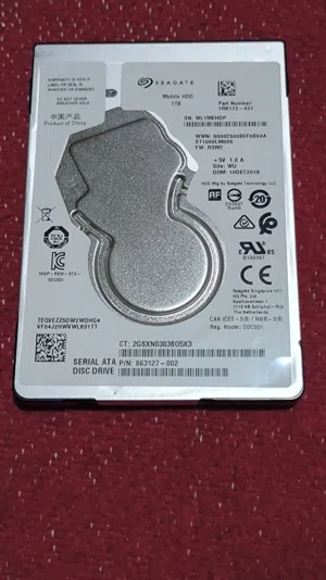 هارديسك 1t HDD بحاله الوكاله مع تحويله خارجيه يتوصل usb