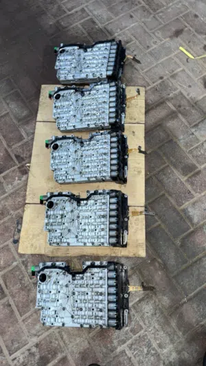 قطع غيار سيارات اختصاص جير بوكس جميع السيارات متوفر لدينا كراج فك وتركيب مع القطع
