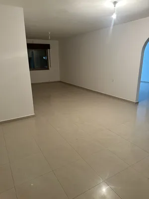 180 m2 2 Bedrooms Apartments for Rent in Ramallah and Al-Bireh Um AlSharayit
