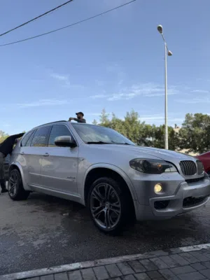 BMW X5 E70 TwinTurbo 35d xdrive  المسافه المقطوعة 244.000 مش مغير لا مطور ولا جير ولا اشي وكاله الجب