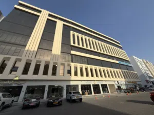 Office for Sale – Fully Furnished and Ready for Immediate Use مكتب مؤثث للبيع بالكامل جاهز للاستخدام