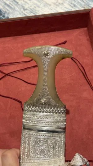 خنجر زراف افريقي (زينة وخزينة)