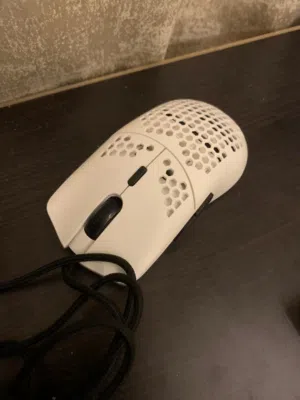ماوس استخدام خفيف في RBG  ماعندي توصيل