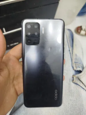 oppo reno 5f كل شي شغال فيه والبصمه عالشاشة شغاله