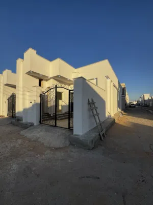 115 m2 3 Bedrooms Townhouse for Sale in Tripoli Ain Zara