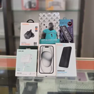 أقوى عرض – آيفون 15 – 128 جيجابايت – مستخدم بحالة ممتازة مع شاحن + باور بانك + كفر + حماية شاشة