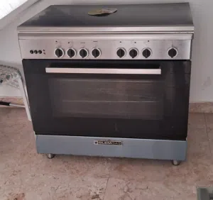 Glemgas Stove with Gas Oven at 80 OMR